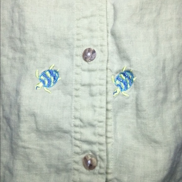 🐢VTG linen embroidered turtle shirt - Picture 3 of 7